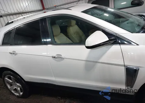 2014 Cadillac Srx Performance Collection z USA, uszkodzony, nr VIN 3GYFNFE3XES652815